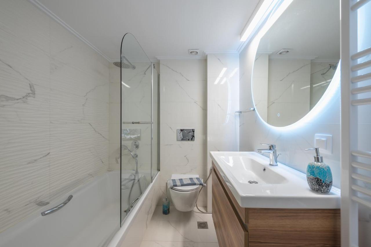 The Luxury Suite By Cloudkeys Athen Exterior foto